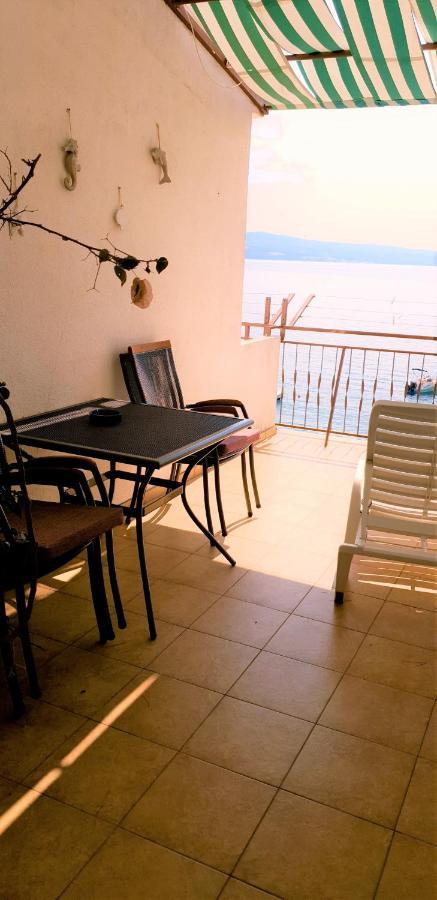 Adriatic Beach Suites Omiš Exterior foto