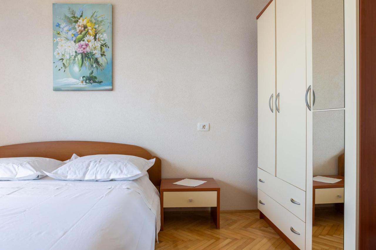 Adriatic Beach Suites Omiš Exterior foto