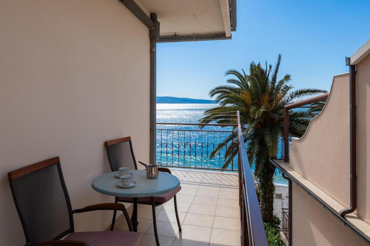 Adriatic Beach Suites Omiš Exterior foto