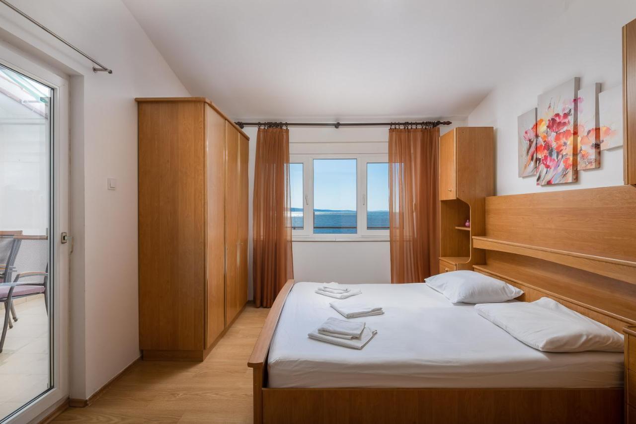 Adriatic Beach Suites Omiš Exterior foto
